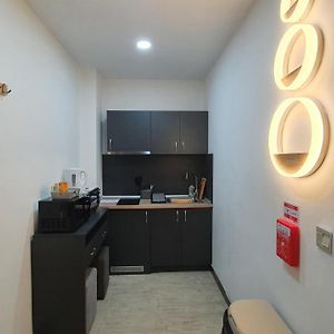 Deluxe King Studio